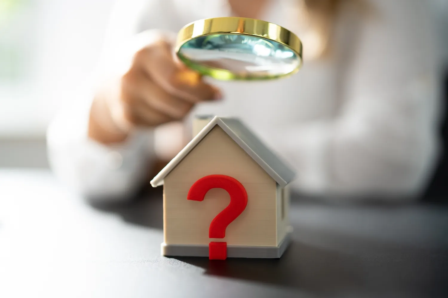 Is It Better to Get a Mortgage from a Bank or a Lender